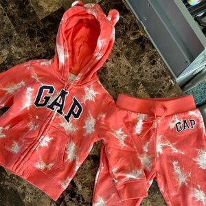 18-24 months Toddler Gap Sweatsuit
